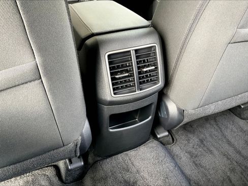 Used 2023 Kia Sportage LX FWD image 10