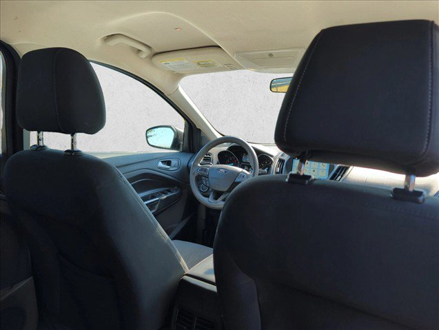 Used 2017 Ford Escape SE w/ Equipment Group 201A AWD/4WD image 20