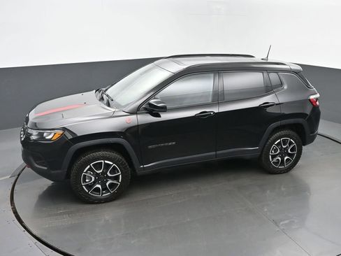 New 2026 Jeep Compass Trailhawk image 39