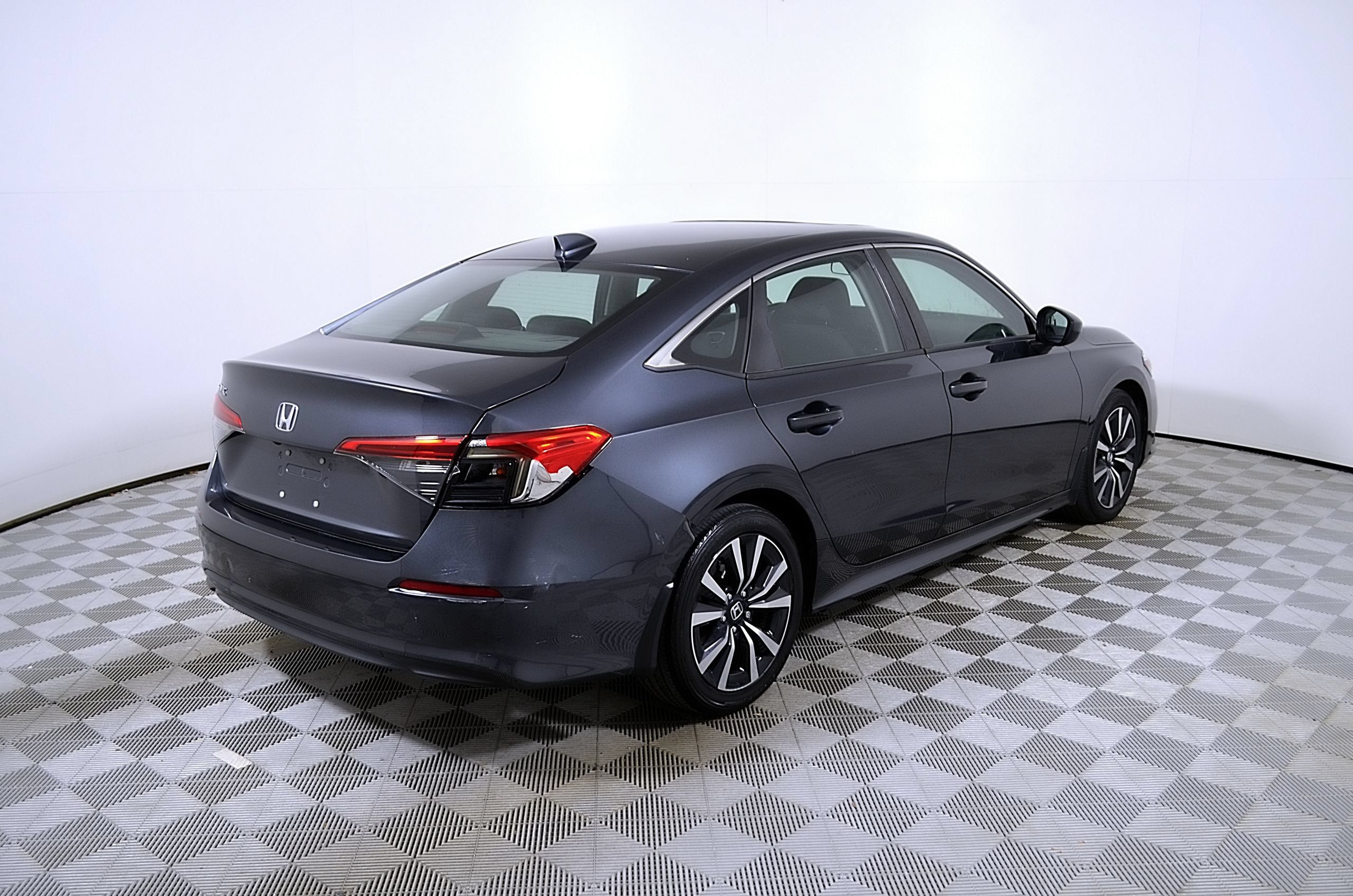 Used 2024 Honda Civic EX image 7