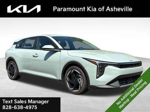 New 2026 Kia K4 EX FWD image 1