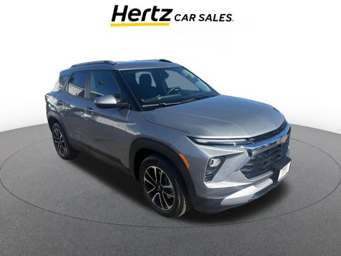 Used 2025 Chevrolet TrailBlazer LT image 1