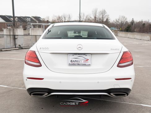 Used 2018 Mercedes-Benz E 300 4MATIC w/ Premium 1 Package image 6