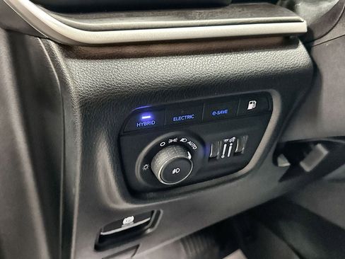 Used 2022 Jeep Grand Cherokee Limited 4xe AWD/4WD image 16