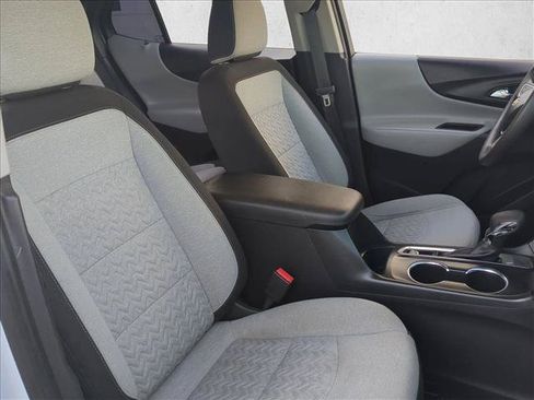 Used 2022 Chevrolet Equinox LS w/ LPO, Floor Liner Package FWD image 21