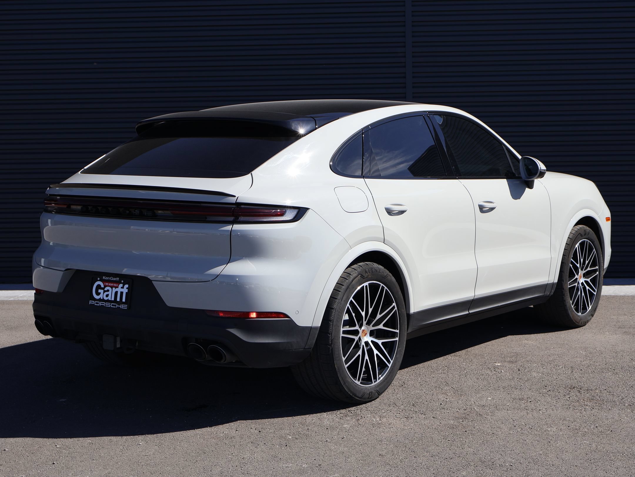 Certified 2026 Porsche Cayenne Coupe AWD/4WD image 10