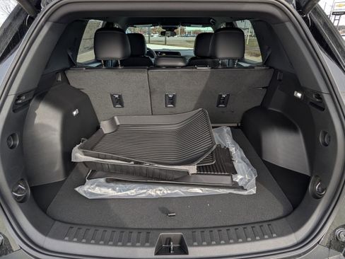 New 2026 Chevrolet Equinox LT w/ Convenience Package II image 4