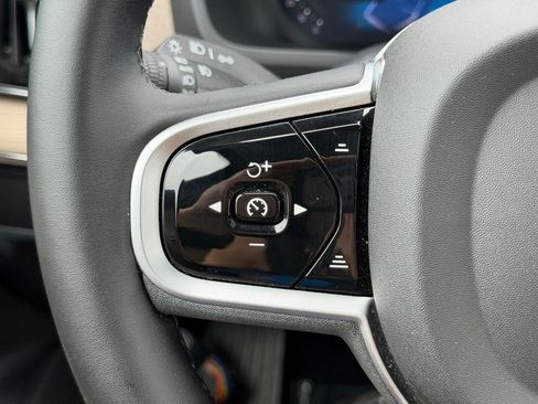 Certified 2026 Volvo XC90 B6 Plus AWD/4WD image 17
