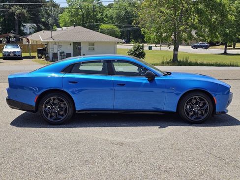 New 2026 Dodge Charger R/T AWD/4WD image 7