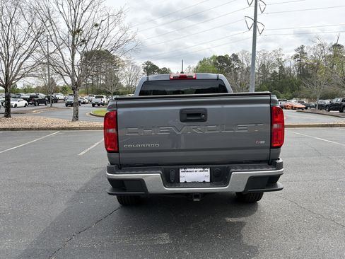 Used 2022 Chevrolet Colorado W/T w/ WT Convenience Package AWD/4WD image 6