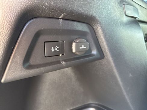 Used 2025 Honda Pilot Black Edition image 40