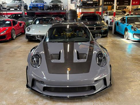 Used 2025 Porsche 911 GT3 RS RWD image 4