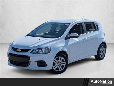 Used 2019 Chevrolet Sonic LT image 1