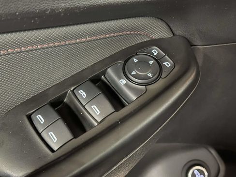 Used 2023 Chevrolet TrailBlazer RS w/ Sun and Liftgate Package AWD/4WD image 19