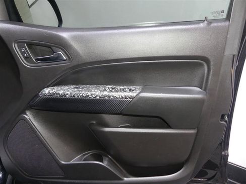 Used 2016 Chevrolet Colorado LT w/ LT Convenience Package AWD/4WD image 23