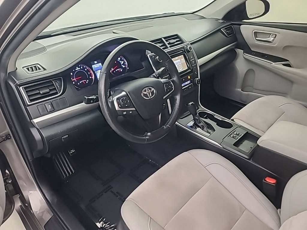 Used 2015 Toyota Camry XSE FWD image 24