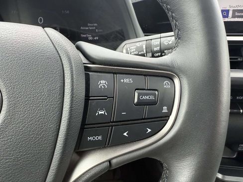 Used 2025 Lexus UX 300h AWD w/ Accessory Package (Z1) image 20