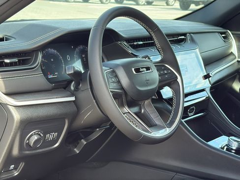 New 2026 Jeep Grand Cherokee Altitude RWD image 10