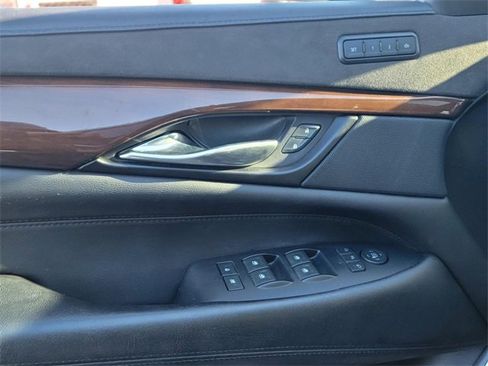 Used 2019 Cadillac Escalade Luxury w/ Escalade Sport Edition image 10