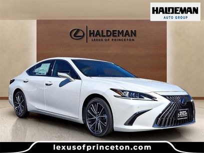 New 2025 Lexus ES 300h w/ Premium Package