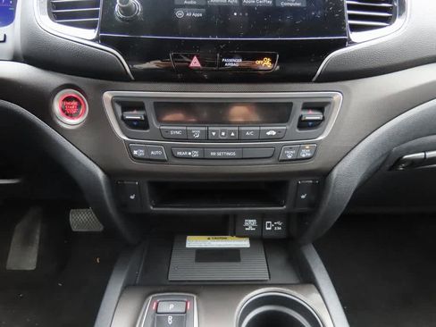 Certified 2022 Honda Passport TrailSport image 21