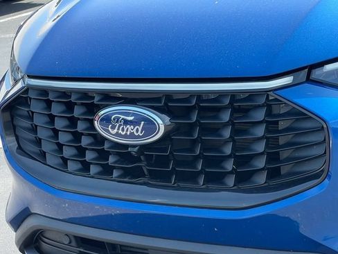 Used 2023 Ford Escape Platinum w/ Premium Technology Package AWD/4WD image 44