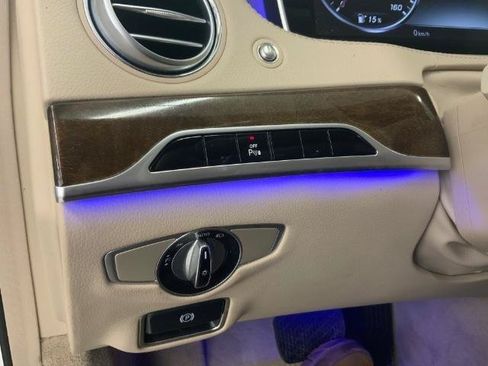 Used 2016 Mercedes-Benz S 550 4MATIC Sedan image 19