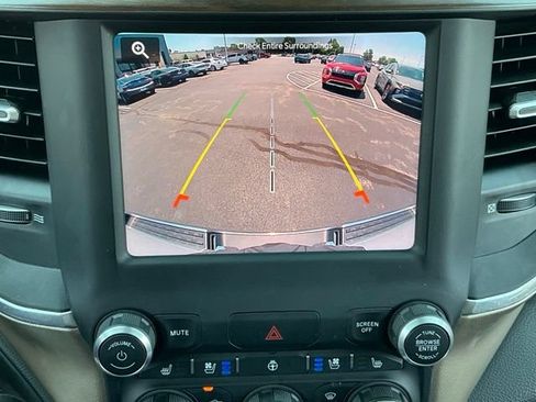 Used 2022 RAM 1500 Laramie AWD/4WD image 27