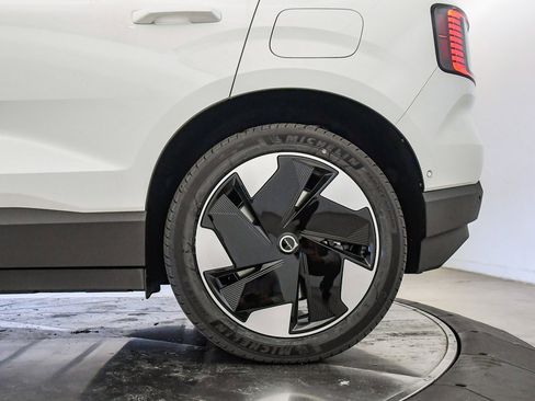 New 2026 Volvo EX30 Ultra image 11