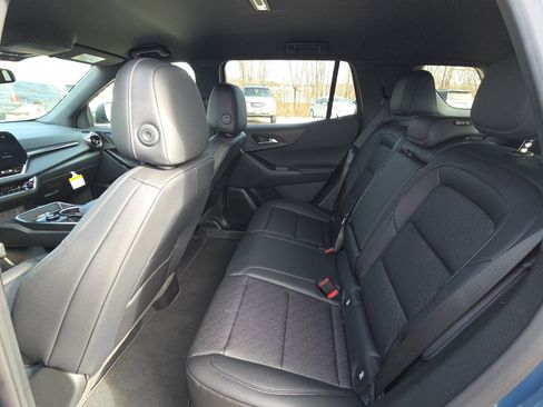 New 2026 Chevrolet Equinox LT w/ Convenience Package II image 28