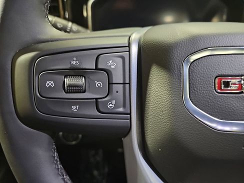 Certified 2026 GMC Sierra 1500 Elevation image 21