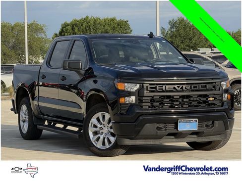 Used 2024 Chevrolet Silverado 1500 Custom RWD image 2