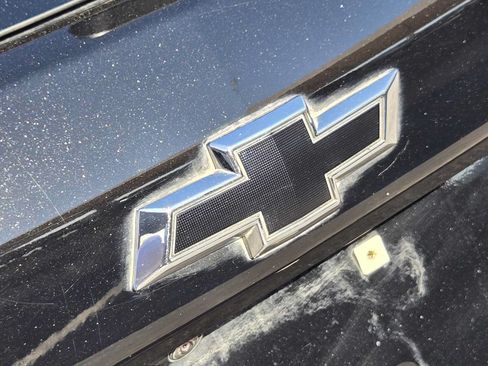 Used 2023 Chevrolet Equinox RS w/ RS Leather Package FWD image 11