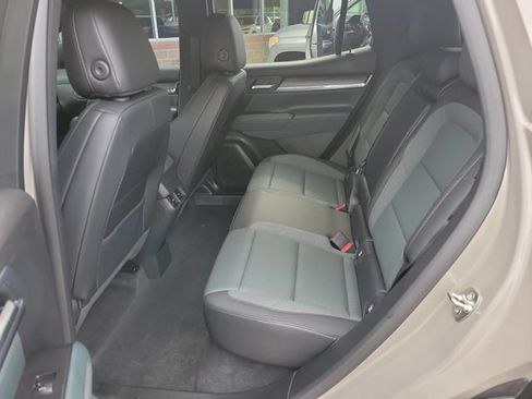 Used 2026 GMC Terrain AT4 AWD/4WD image 23