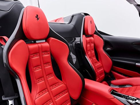 Used 2024 Ferrari SF90 Spider AWD/4WD image 63