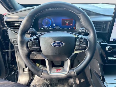 Used 2024 Ford Explorer ST w/ Equipment Group 401A AWD/4WD image 11