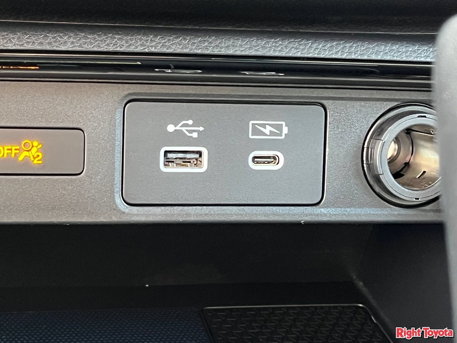 Used 2024 Honda CR-V Sport Touring image 26