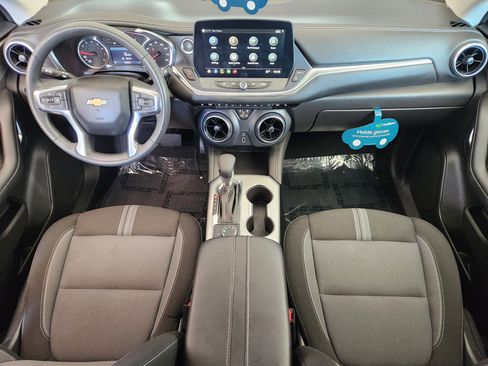 Certified 2025 Chevrolet Blazer LT AWD/4WD image 27