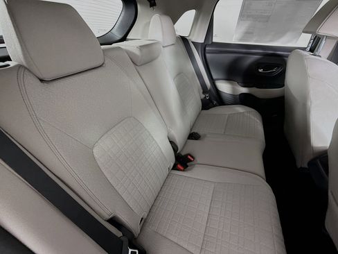 New 2026 Honda HR-V LX image 32