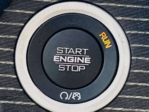 Used 2020 RAM 1500 Limited RWD image 34