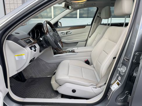Used 2014 Mercedes-Benz E 350 4MATIC Wagon image 9