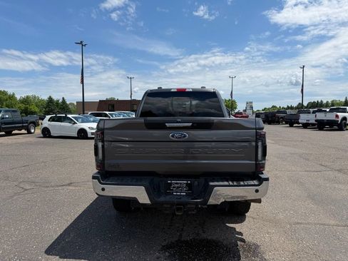 Used 2020 Ford F250 Lariat w/ Lariat Value Package AWD/4WD image 6