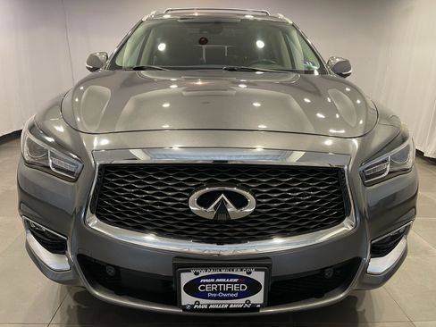 Used 2019 INFINITI QX60 Luxe w/ Sensory Package AWD/4WD image 2