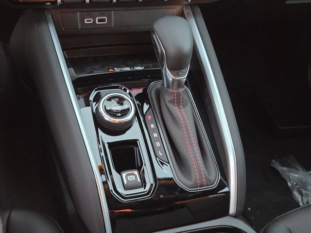 New 2026 Chevrolet Colorado Z71 w/ Midnight Edition AWD/4WD image 14