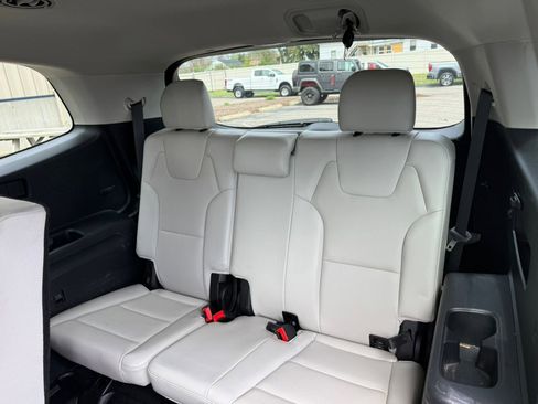 Used 2020 Kia Telluride EX w/ Towing Package image 14