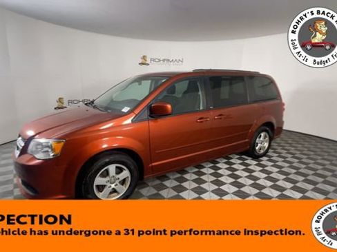 Used 2012 Dodge Grand Caravan SXT w/ Entertainment Group 1 image 5