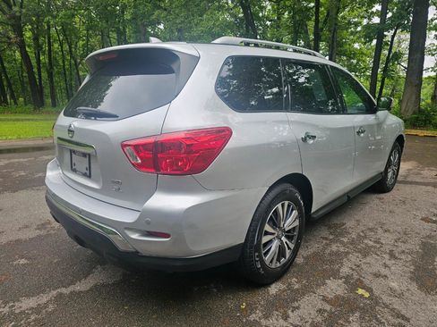 Used 2020 Nissan Pathfinder SL AWD/4WD image 6