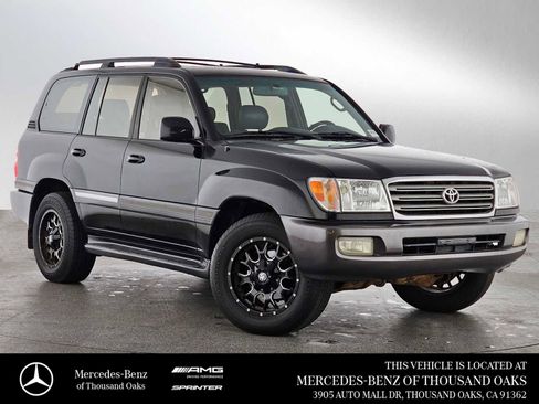 Used 2003 Toyota Land Cruiser AWD/4WD image 1