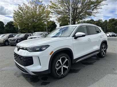 New 2025 Volkswagen Tiguan SE