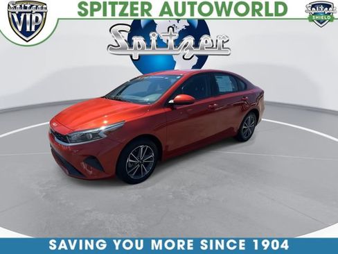 Certified 2023 Kia Forte LXS FWD image 4